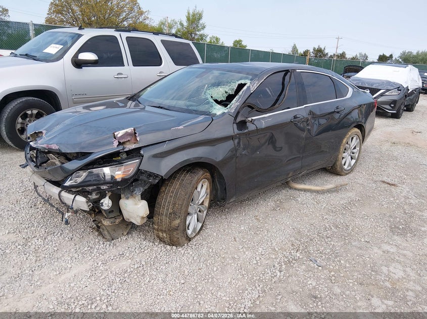 2019 CHEVROLET IMPALA auction photo 2