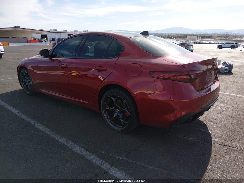 2019 Alfa Romeo Giulia Ti Sport Awd