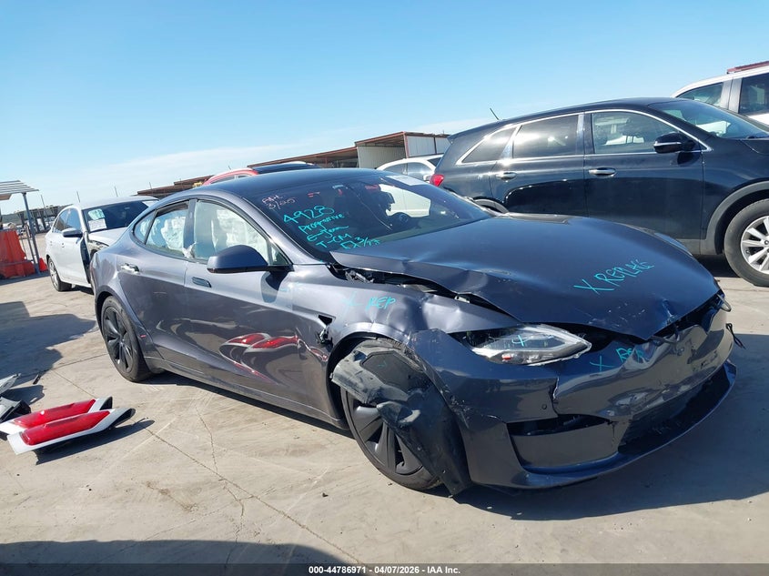 2022 Tesla Model S Dual Motor All-Wheel Drive VIN: 5YJSA1E5XNF471484 Lot: 44786971