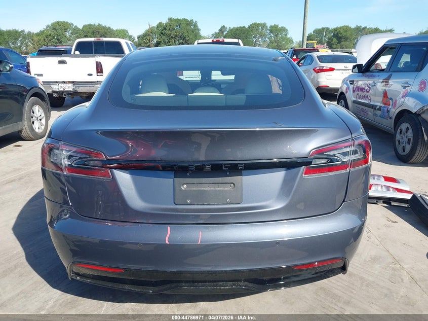 2022 Tesla Model S Dual Motor All-Wheel Drive VIN: 5YJSA1E5XNF471484 Lot: 44786971