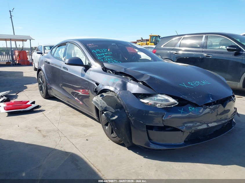 2022 Tesla Model S Dual Motor All-Wheel Drive VIN: 5YJSA1E5XNF471484 Lot: 44786971