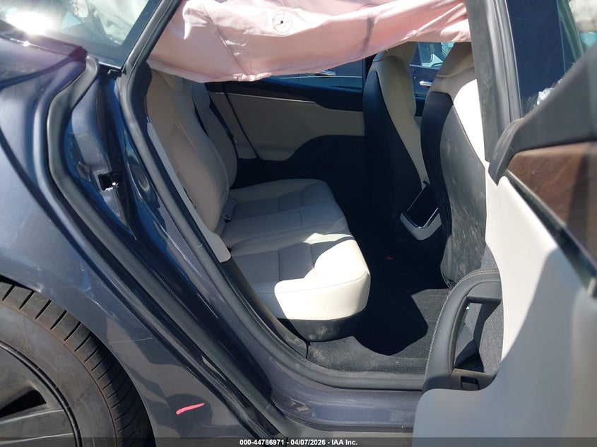 2022 Tesla Model S Dual Motor All-Wheel Drive VIN: 5YJSA1E5XNF471484 Lot: 44786971