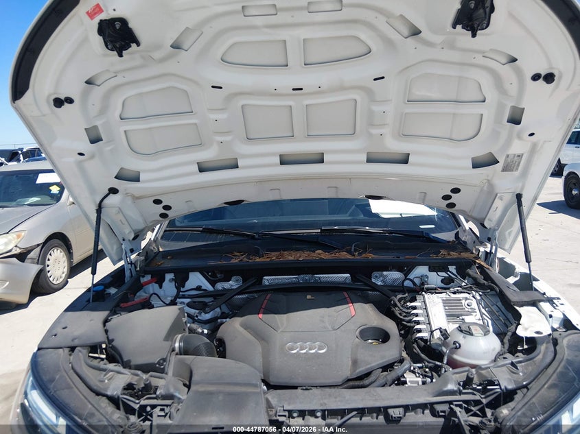 2022 Audi Sq5 Premium Tfsi Quattro Tiptronic VIN: WA1A4AFY0N2044601 Lot: 44787056