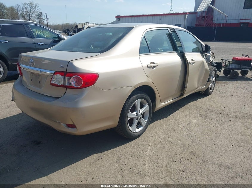 2011 TOYOTA COROLLA auction photo 4