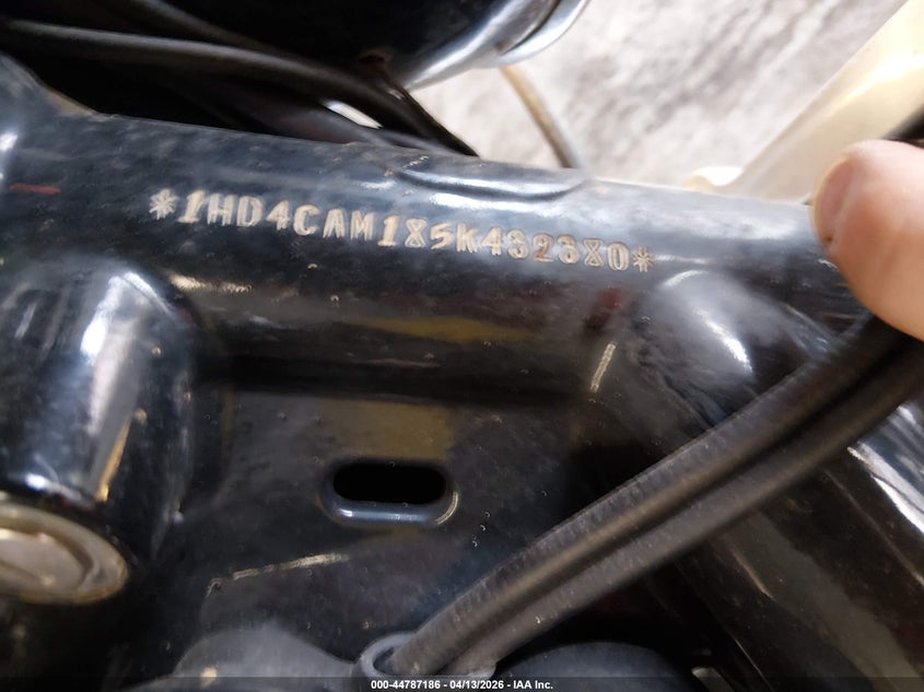 2005 Harley-Davidson Xl883 VIN: 1HD4CAM185K432380 Lot: 44787186