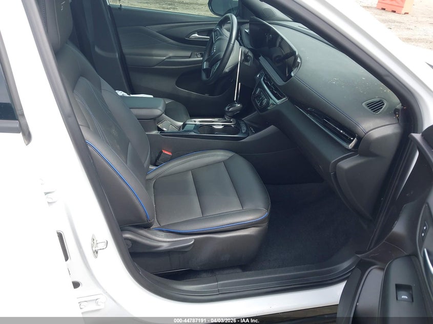 2024 BUICK ENVISTA auction photo 5
