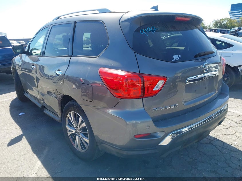 2019 Nissan Pathfinder Sl