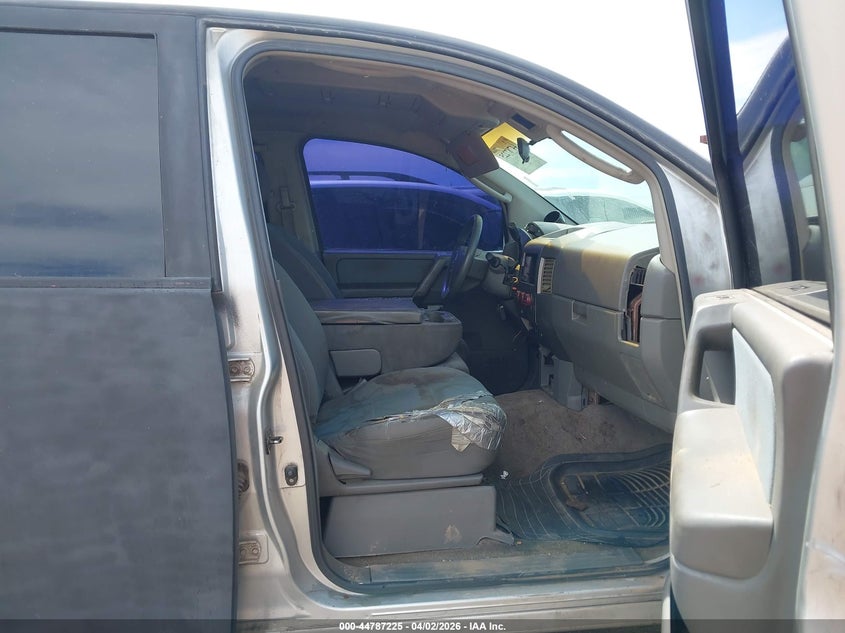 2005 Nissan Titan Xe