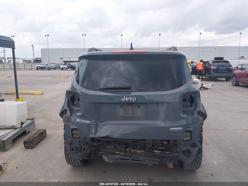 2017 Jeep Renegade Latitude Fwd VIN: ZACCJABB2HPG21096 Lot: 44787352