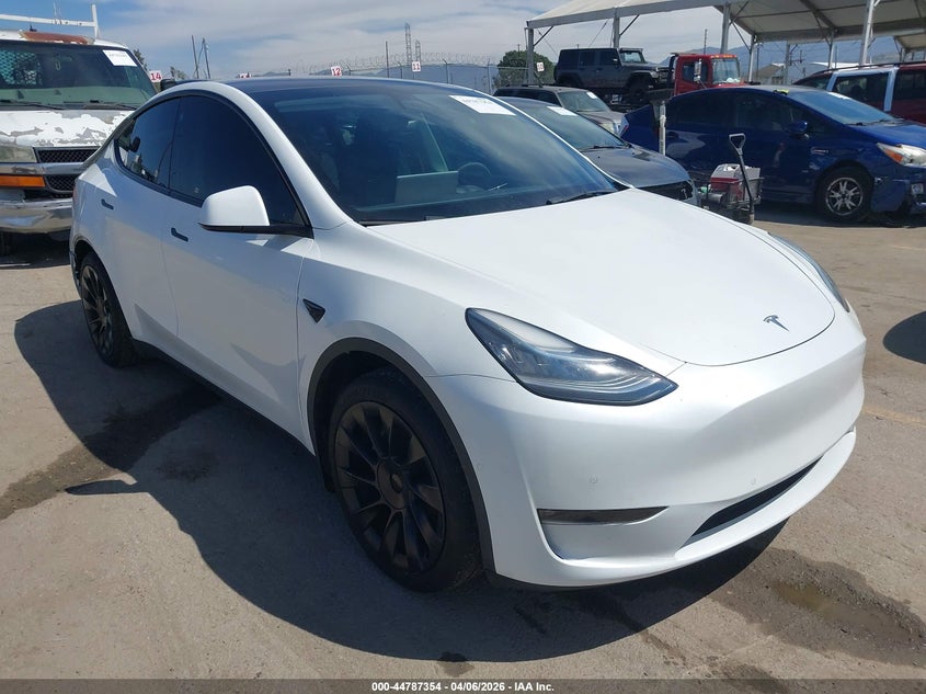 2021 Tesla Model Y Long Range Dual Motor All-Wheel Drive