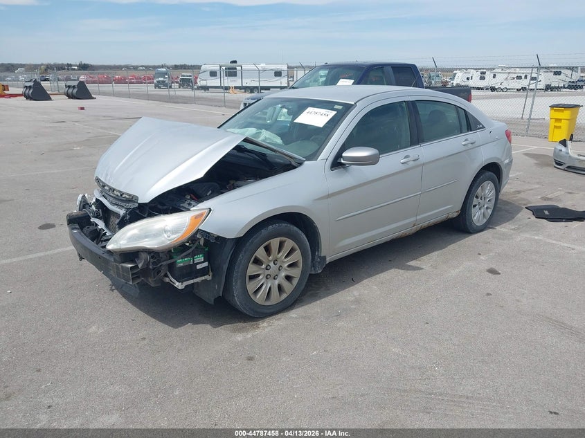 2011 Chrysler 200 Lx