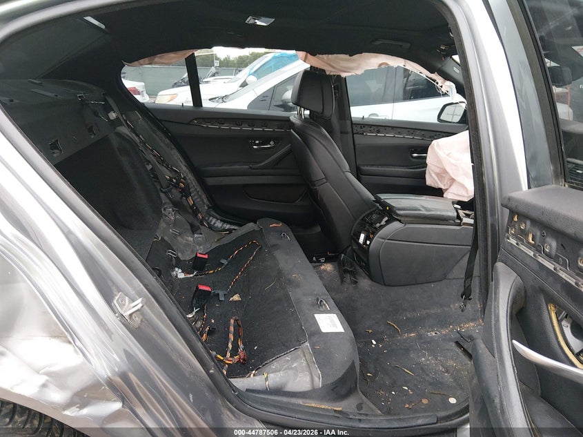 2015 BMW 550I auction photo 8