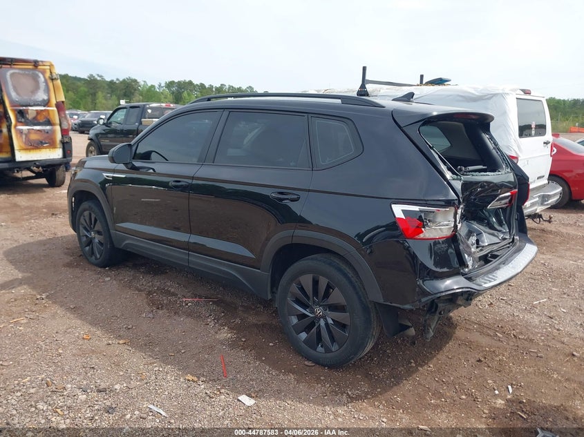 2024 VOLKSWAGEN TAOS auction photo 3