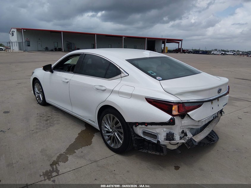 Vin: 58af21b1xlu007085, lot: 45284857, lexus es 300h ultra luxury 20203