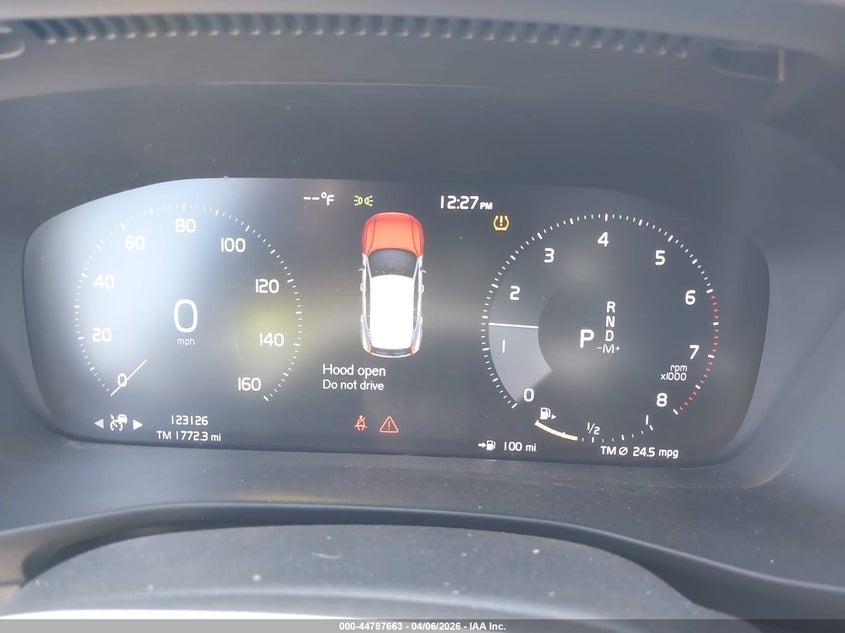 2019 Volvo Xc40 T5 R-Design VIN: YV4162UMXK2142646 Lot: 44787663