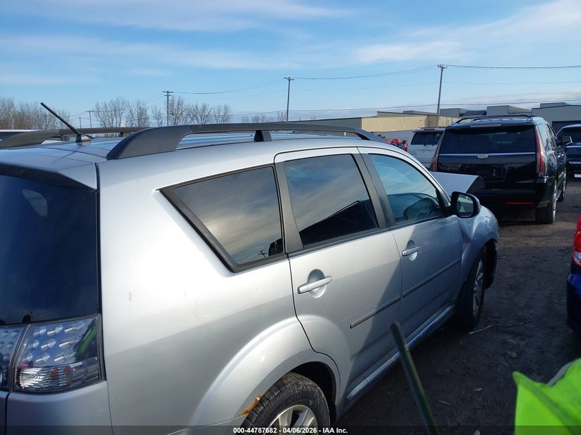 2011 Mitsubishi Outlander Se