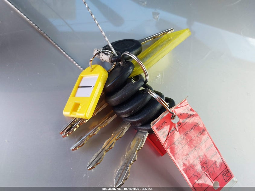 2006 GMC Savana Cutaway Work Van VIN: 1GDJG31U561152518 Lot: 44787733