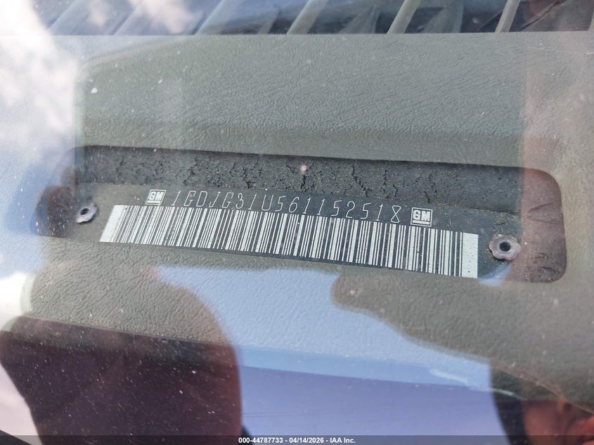 2006 GMC Savana Cutaway Work Van VIN: 1GDJG31U561152518 Lot: 44787733