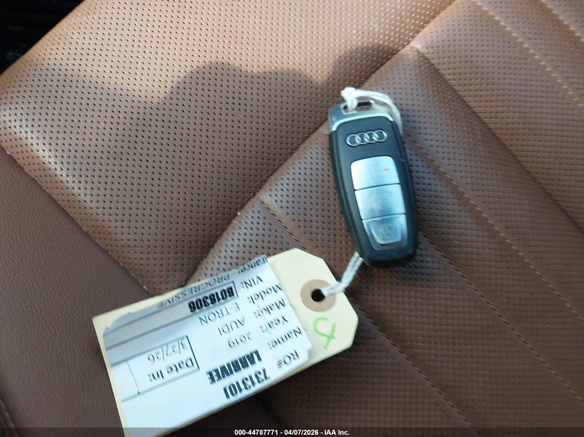 2019 Audi E-Tron Premium Plus VIN: WA1LAAGE9KB018306 Lot: 44787771