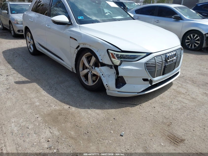 2019 Audi E-Tron Premium Plus