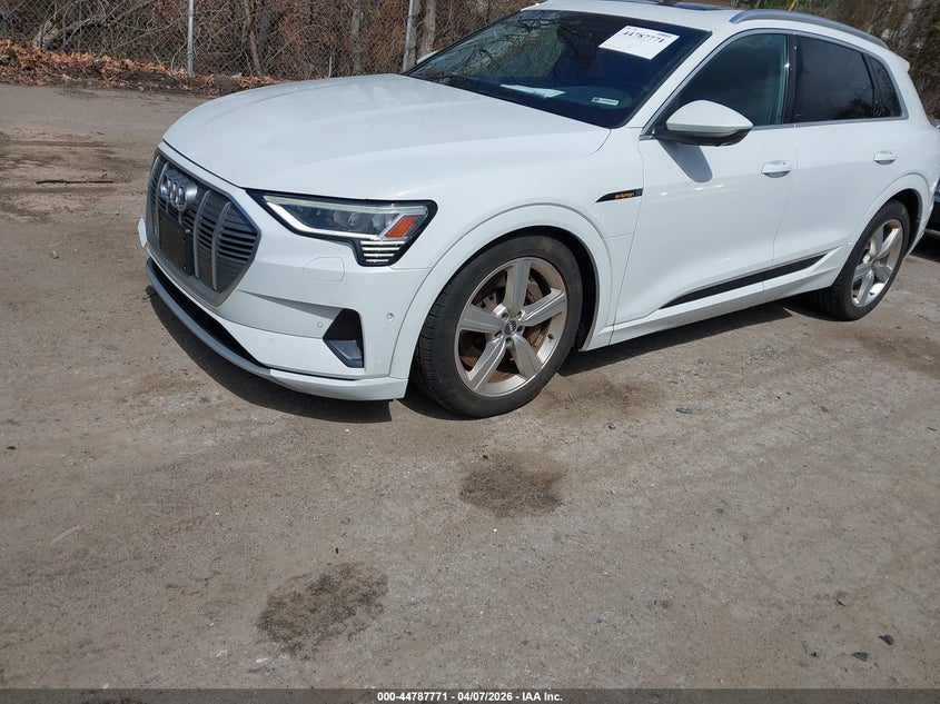 2019 Audi E-Tron Premium Plus