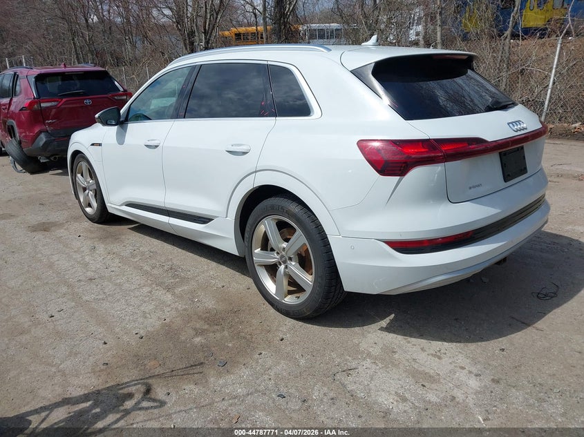 2019 Audi E-Tron Premium Plus