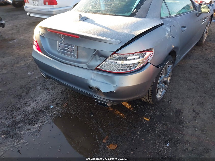 2012 Mercedes-Benz Slk 250 VIN: WDDPK4HA9CF044017 Lot: 44787837