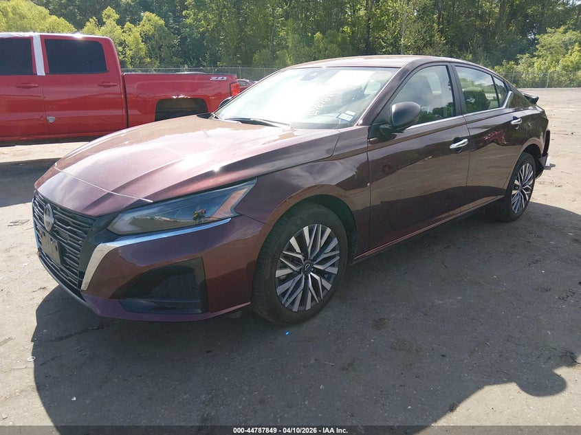 2025 Nissan Altima Sv Fwd