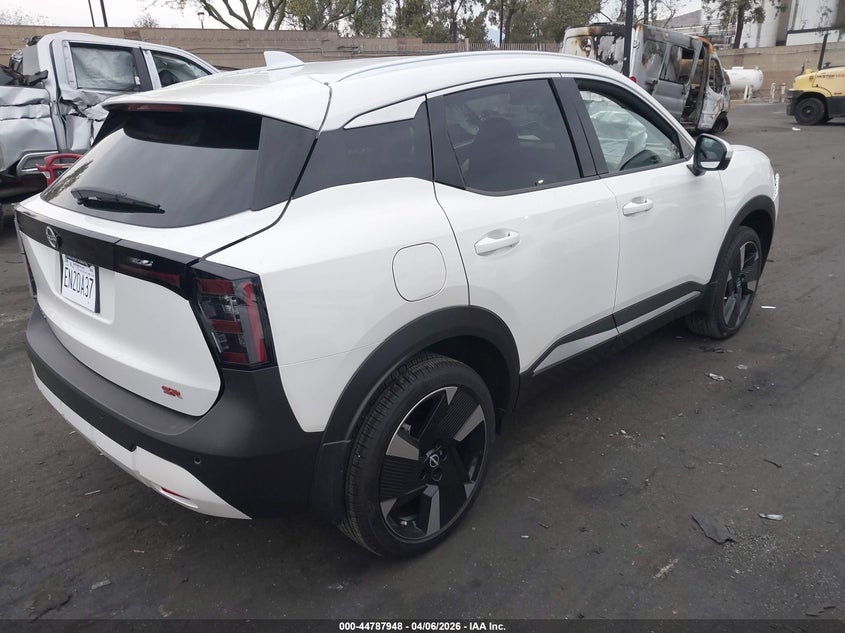 2025 Nissan Kicks Sr Fwd