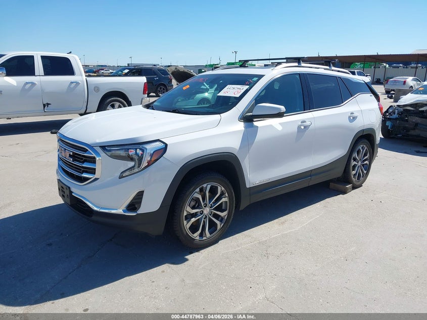 2018 GMC TERRAIN auction photo 2