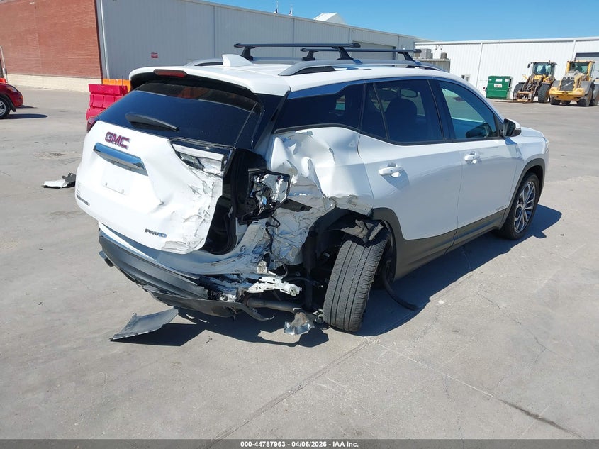 2018 GMC TERRAIN auction photo 4