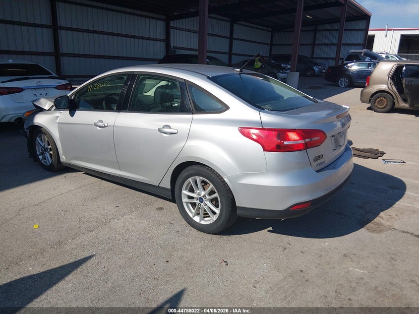 Vin: 1fadp3f21fl329360, lot: 45285280, ford focus se 20153