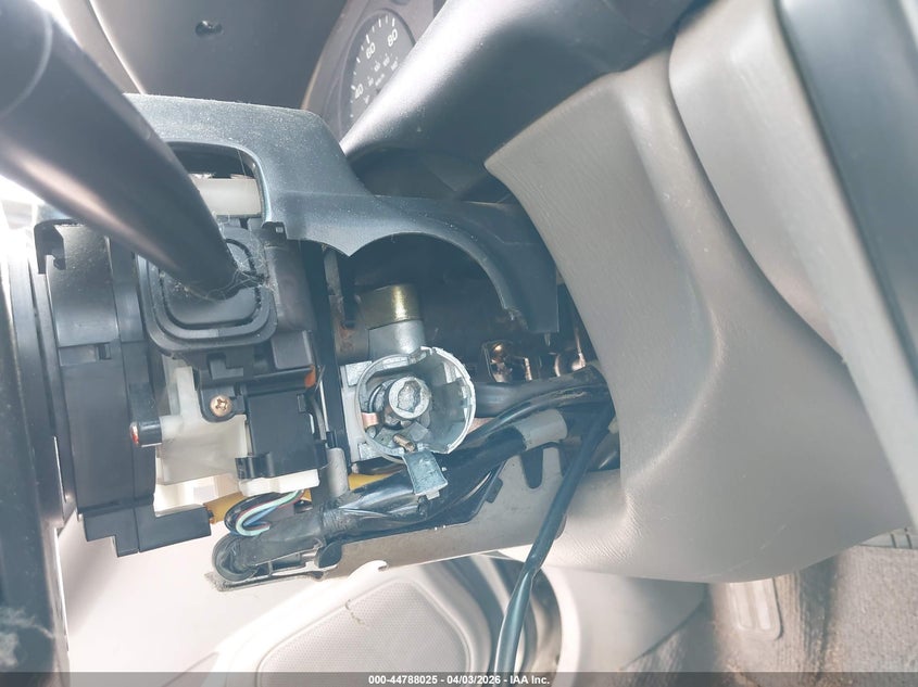 2001 Subaru Forester L VIN: JF1SF63591H727745 Lot: 44788025