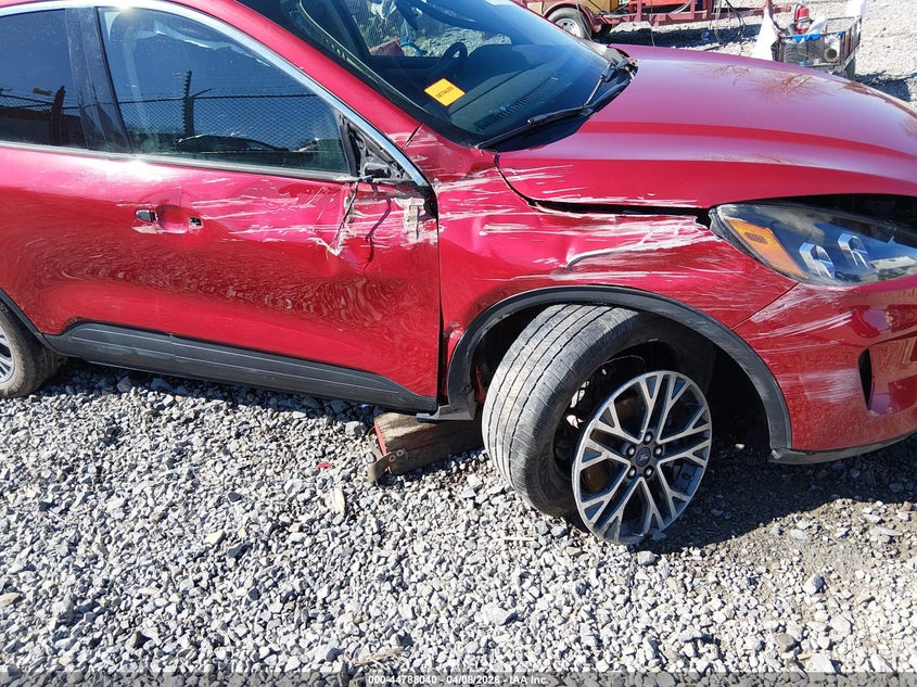 2020 Ford Escape 1.5 Sel red Lot 111044788040 Vin 1FMCU9H62LUA08933