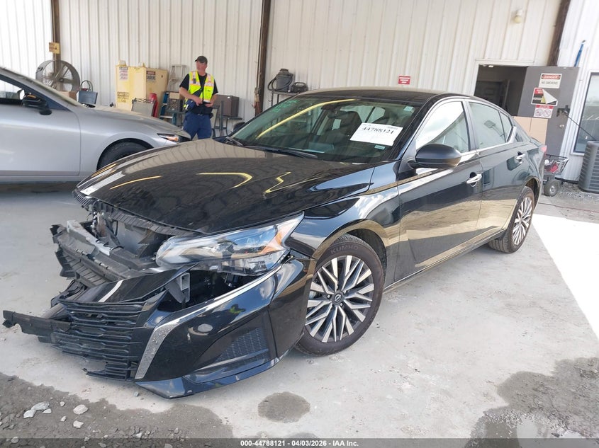 2025 Nissan Altima Sv Fwd