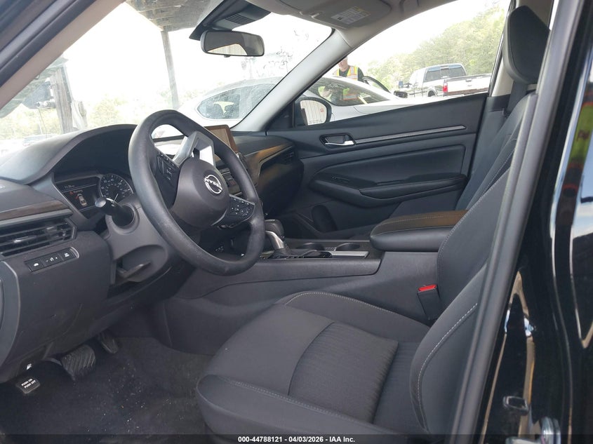 2025 Nissan Altima Sv Fwd