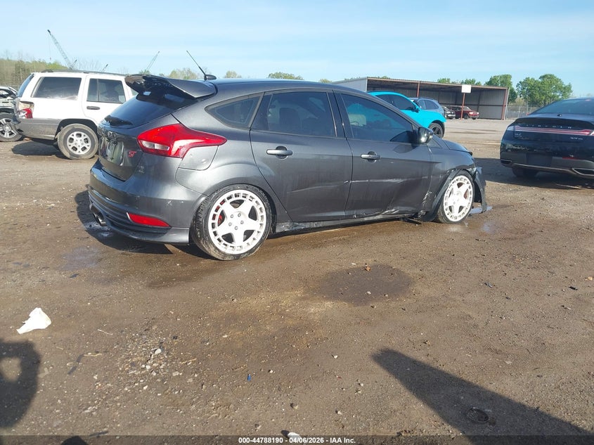 2016 Ford Focus St VIN: 1FADP3L98GL229646 Lot: 44788190