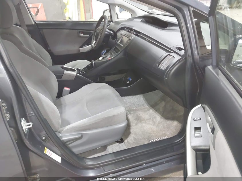 2014 Toyota Prius Three