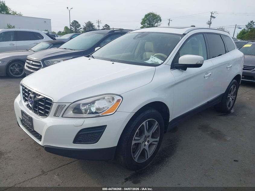 2013 Volvo Xc60 T6/T6 Platinum/T6 Premier Plus/T6 R-Design/T6 R-Design Platinum/T6 R-Design Premier Plus YV4902DZ0D2377219 photo 1