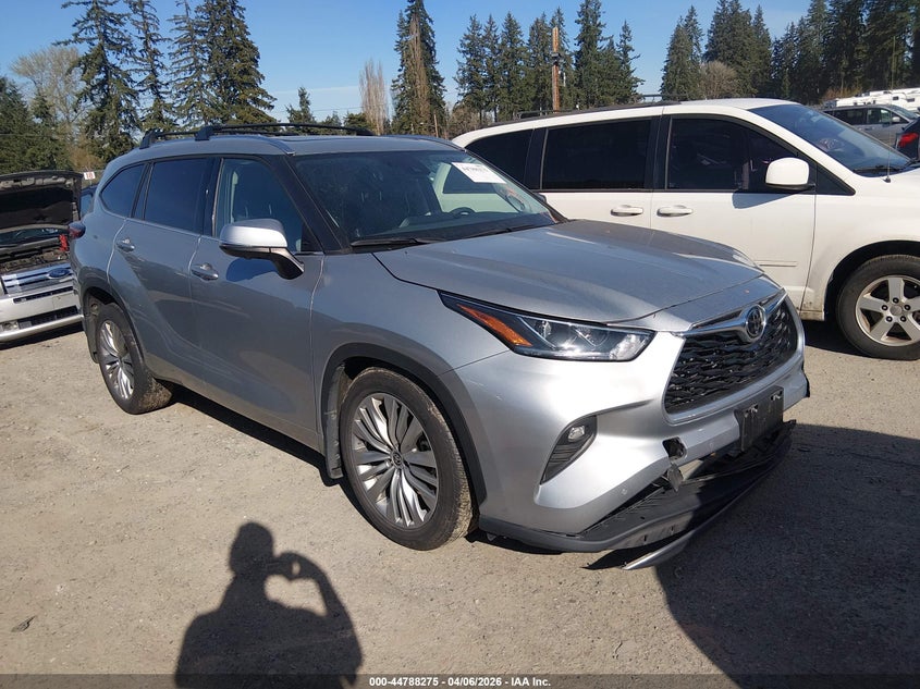 2023 Toyota Highlander Platinum