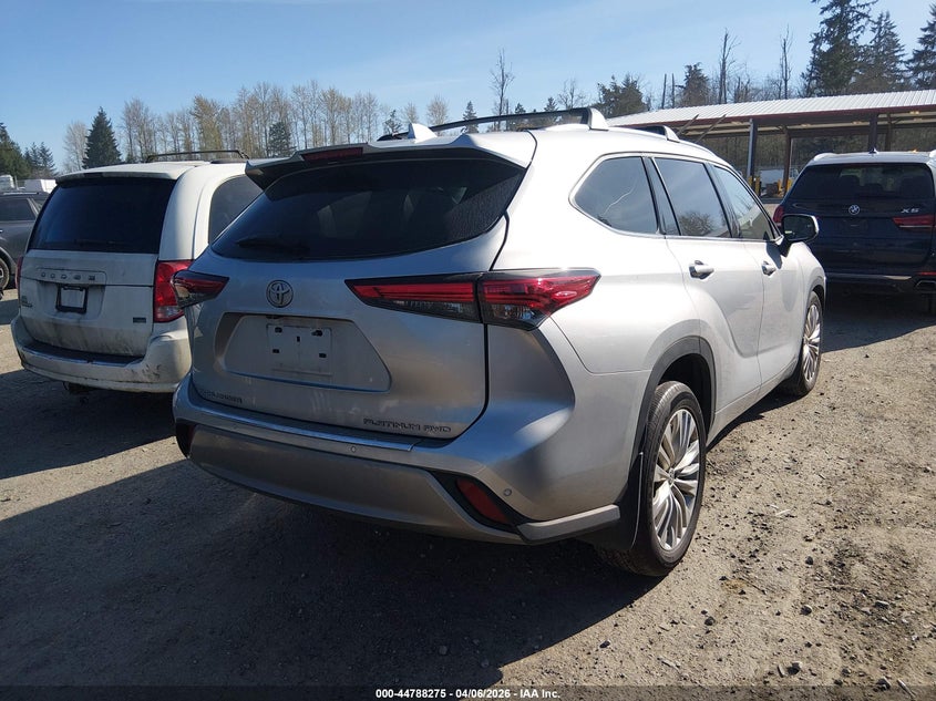 2023 Toyota Highlander Platinum