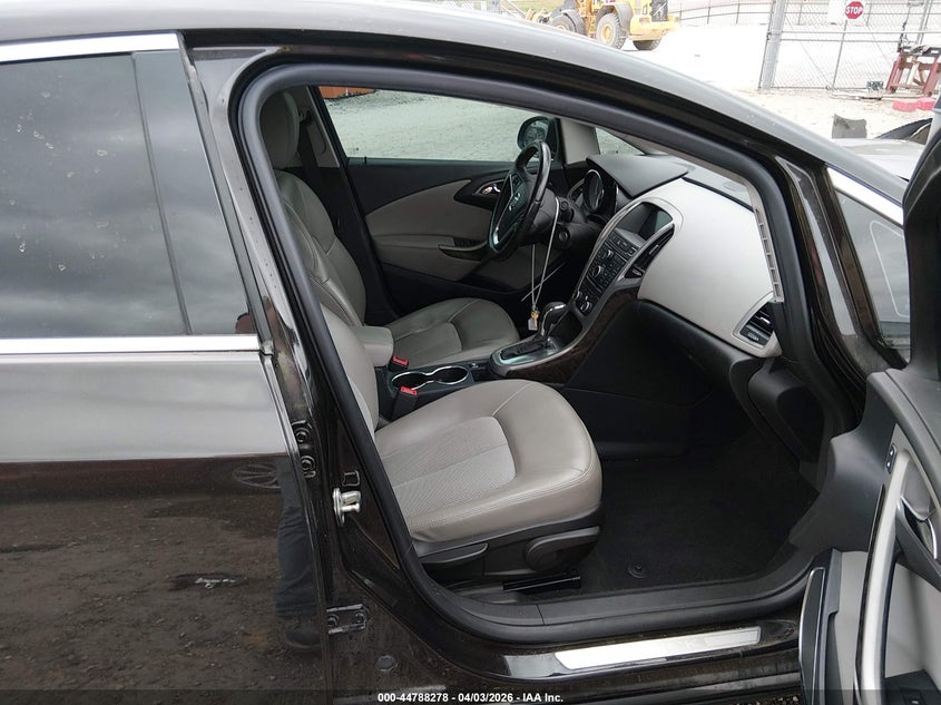 2015 BUICK VERANO · Фото 5