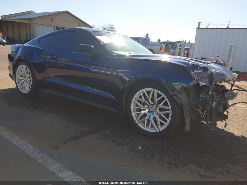 FORD MUSTANG - zdjęcie 1