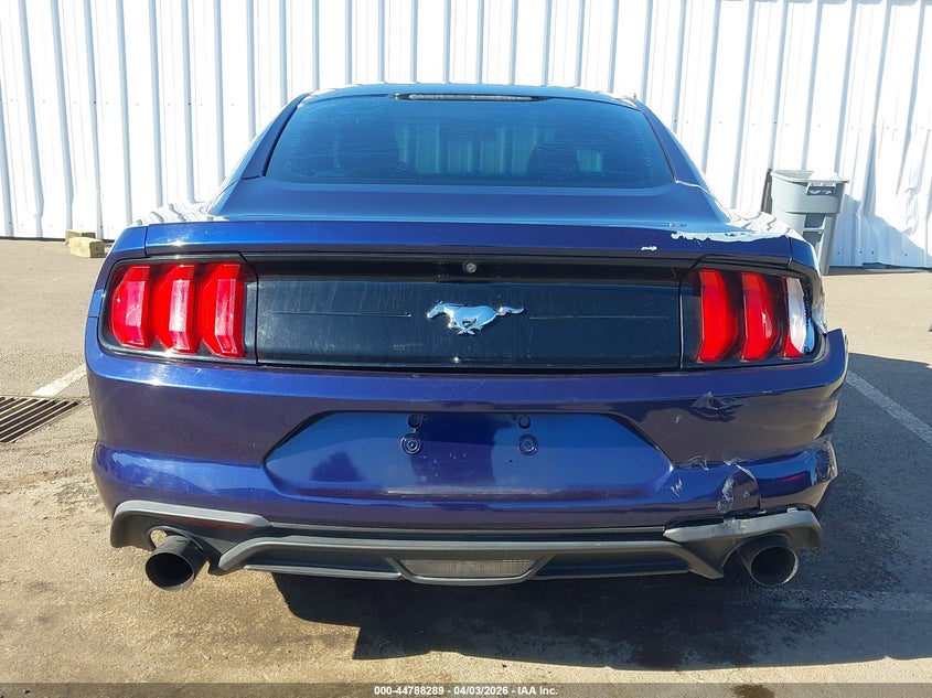 FORD MUSTANG - zdjęcie 17