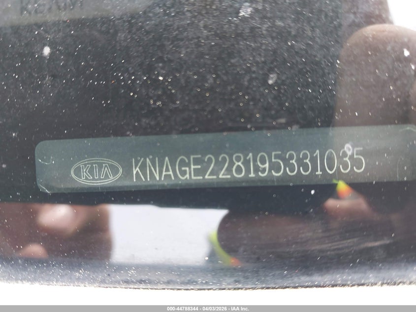 2009 Kia Optima Sx VIN: KNAGE228195331035 Lot: 44788344