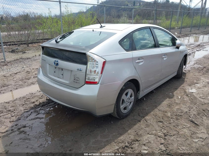 2010 Toyota Prius Iii