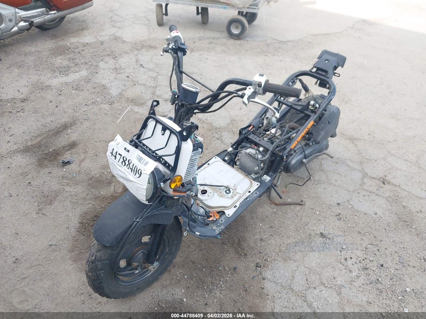 2011 HONDA NPS50 auction photo 2
