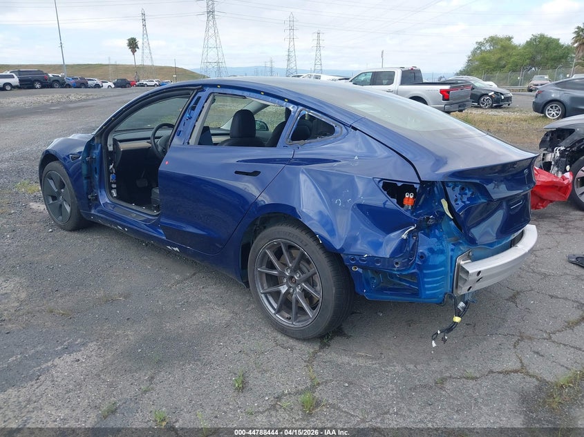 2021 Tesla Model 3 Standard Range Plus Rear-Wheel Drive