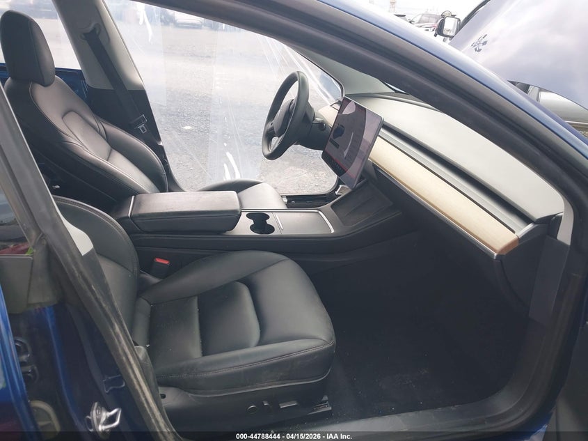 2021 Tesla Model 3 Standard Range Plus Rear-Wheel Drive