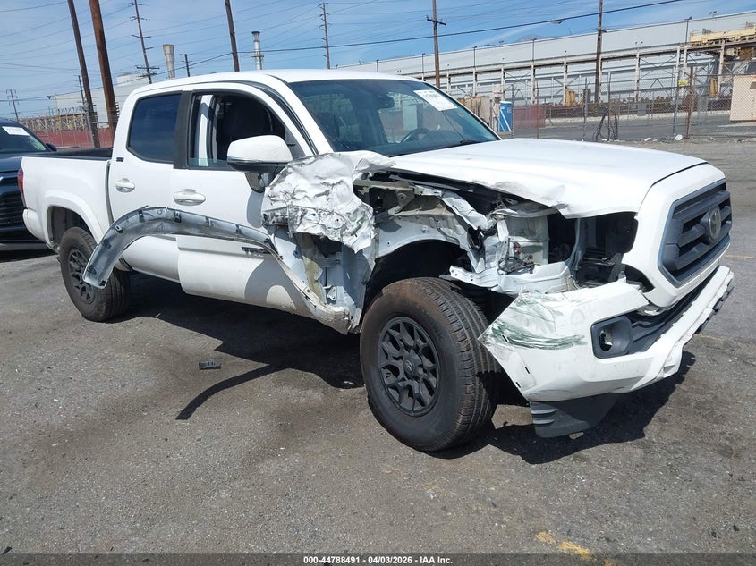 TOYOTA TACOMA SR5 V6 2022